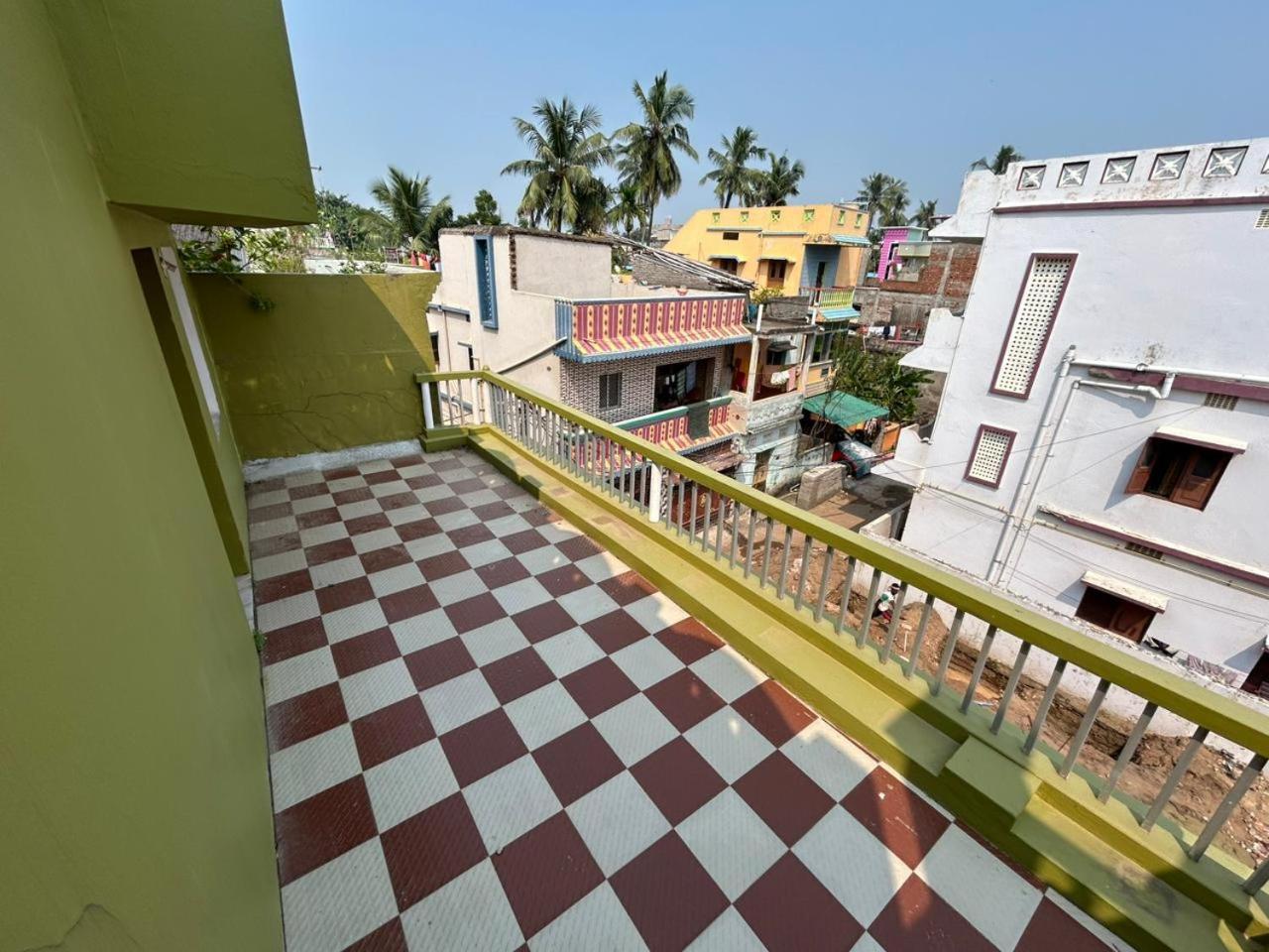 Shree Nivas Homestay Puri Exterior photo
