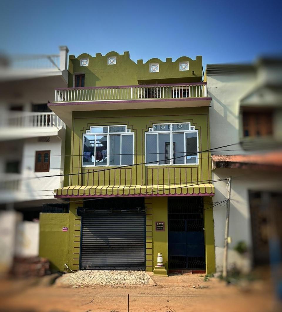 Shree Nivas Homestay Puri Exterior photo